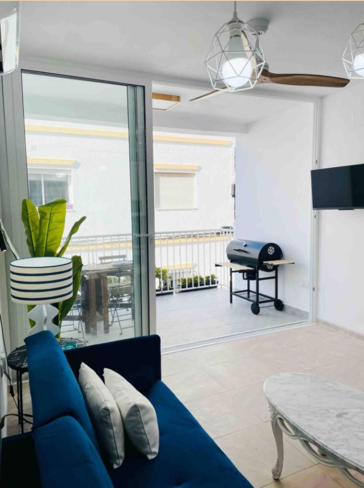 Apartamentos Alazul Jrj كونيل ذي لا فرونتيرا المظهر الخارجي الصورة
